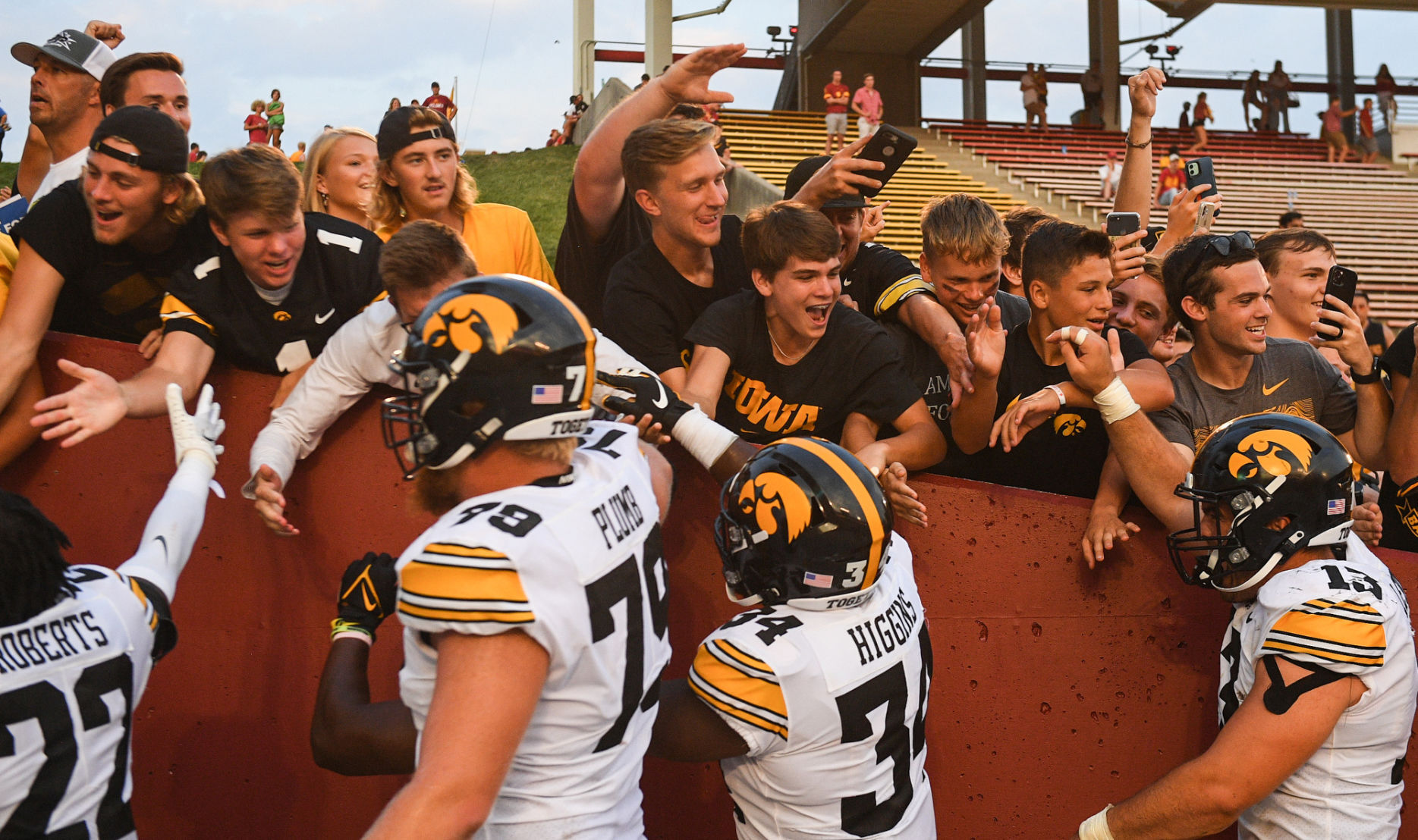 091121-qc-spt-iowa-isu-fball-078